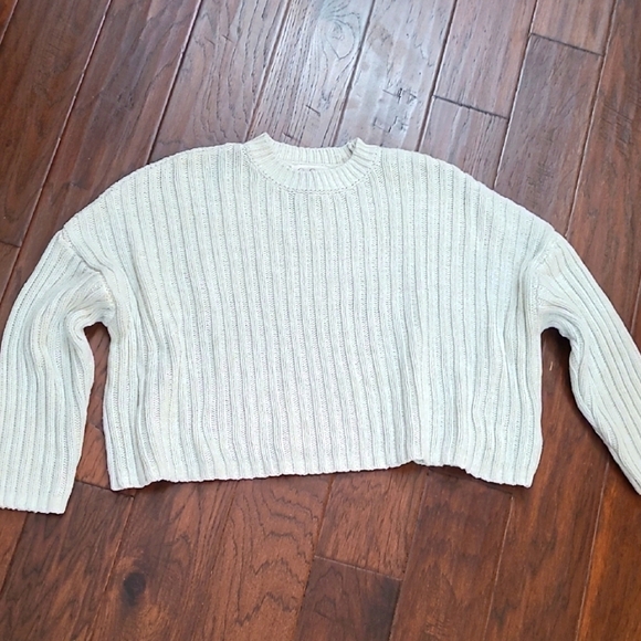Jessica Simpson Cream Ribbed Cropped Oversized Sweater size Large - Picture 1 of 7